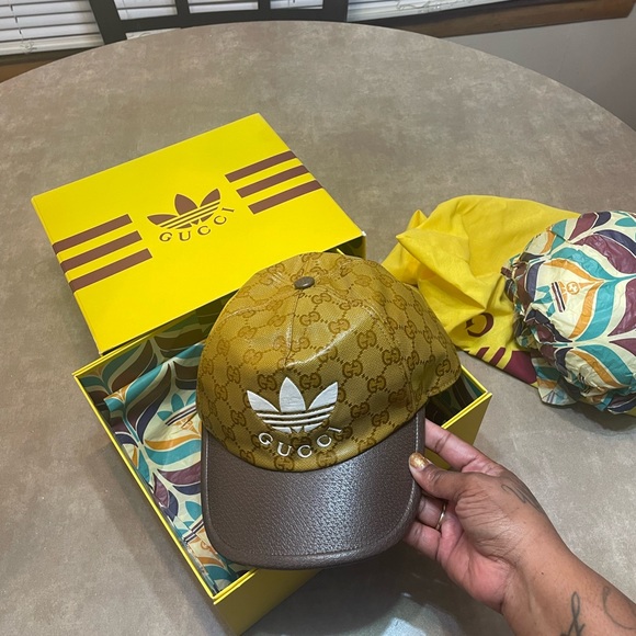 Adidas x Gucci Baseball Hat - Picture 2 of 8